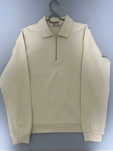 Z a ra 베이지 지퍼 피케 셔츠