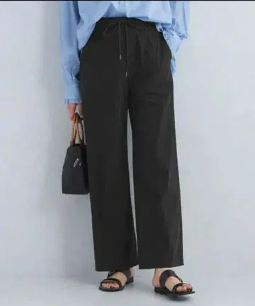 그린 라벨 릴랙싱 36 사이즈 와이드 팬츠