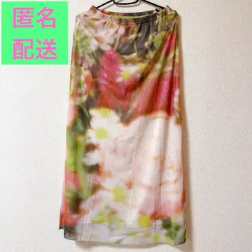 [ 미사용 새상품 ] 쥬에티 포토 프린트 스트레이트 스커트 M 사이즈