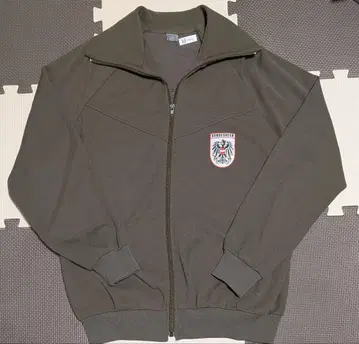 오스트리아군 트랙 자켓 실물