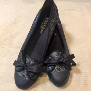 KISSA SPORT 펌프스