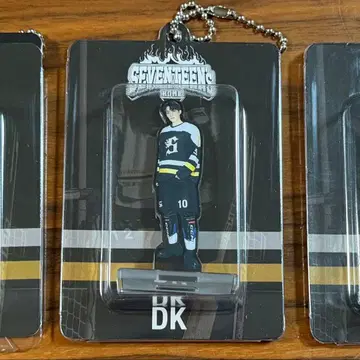 SEVENTEEN HOME 아크릴 키링 DK 도겸