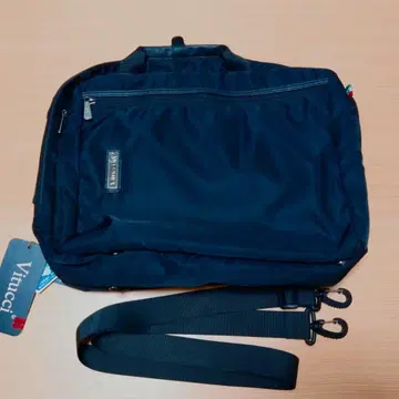 Vitucci [ R012 ] 럭색 숄더백 Black 블랙 A4