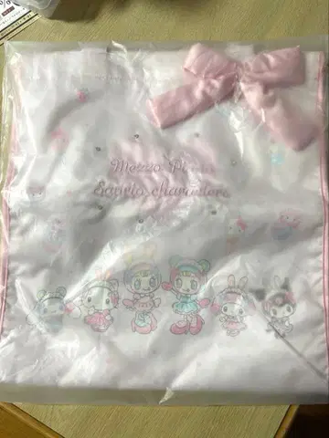 메조피아노 산리오 콜라보 토트백