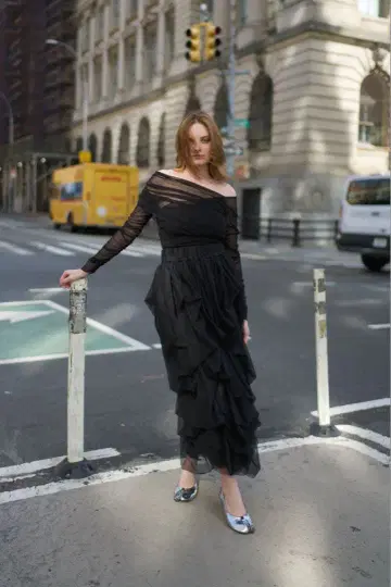 THE TOE Iris Tulle Skirt black