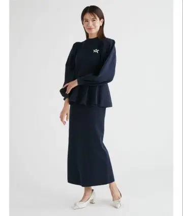 셀포드 네이비 페플럼 니트 타이트 스커트 셋업