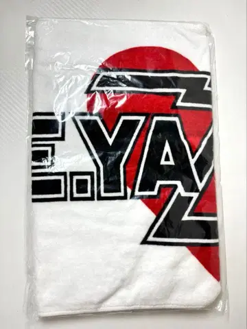 야자와 에이요시 타월 화이트&레드 &블랙 하트