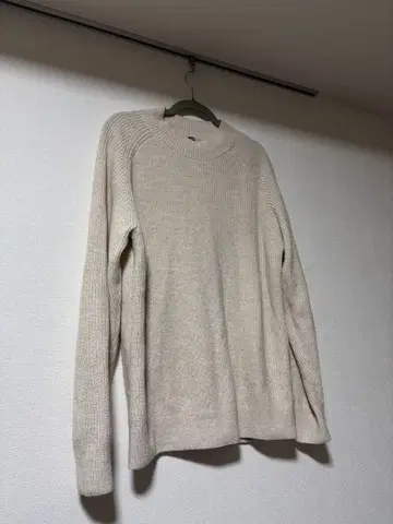 UNIQLO 유니클로 크림색 리브 크루넥 스웨터 XL
