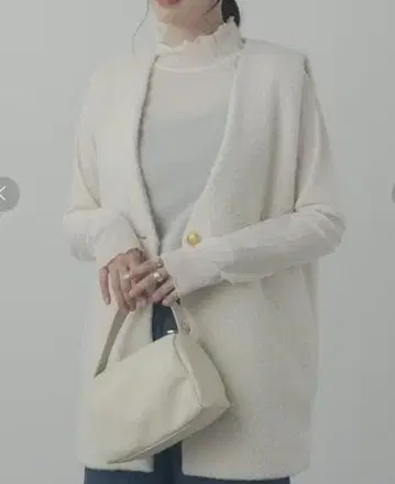 SALOON 살룬 울라이크 부클레 베스트 아이보리