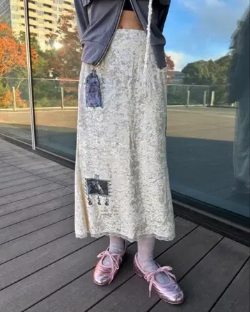 Ray BEAMS PROD 벨벳 프린트 스커트