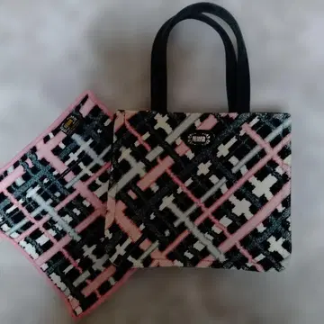 FELLER 격자 무늬 핸드백과 세트인 손수건 레어템