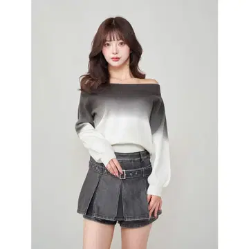 Darich 다리치 그라데이션 오프숄더 니트탑 블랙