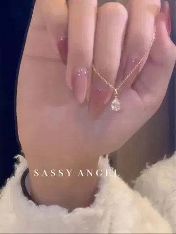 SASSY ANGEL 사시엔젤 1알 드롭 목걸이