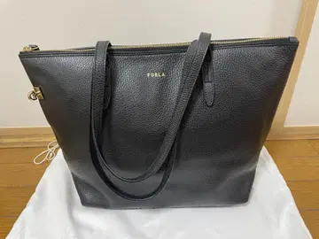 FURLA 블랙 가죽 토트백