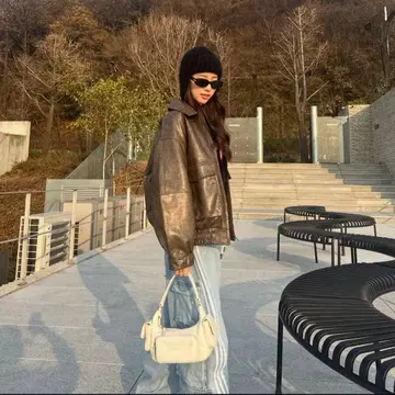 SLY FAUX LEATHER ZIPUP 블루종 가죽 자켓 나카마치 아야