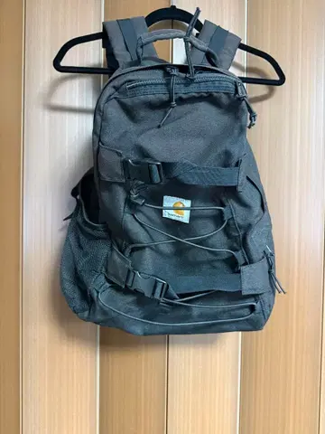 Carhartt 블랙 백팩