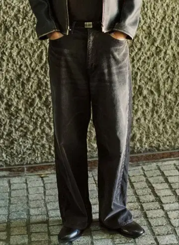 SUNBURN AGED CORDUROY PANTS