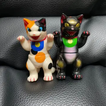 VAG 네고라 소프트 비닐 미니 피규어 2체 세트