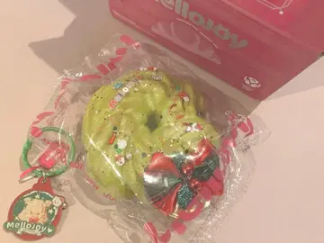 멜로 조이 스퀴즈 크리스마스 리스 스팬