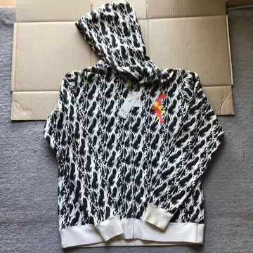 Doublefocus 후드 부착 후드티 L 사이즈 [ 사이보그 009 ]