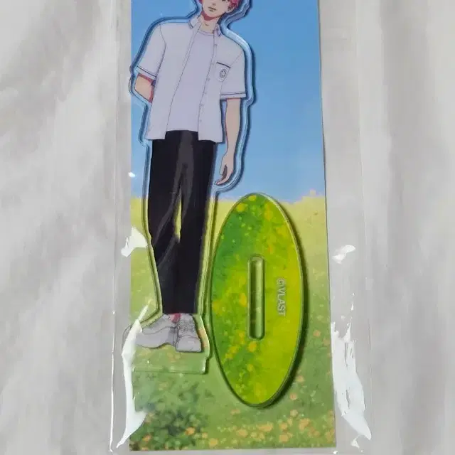 플레이브 밤비 육여름 아크릴스탠드 여섯번째여름