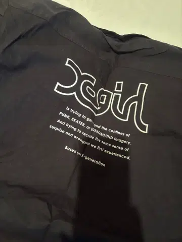 XGIRL 반팔 블랙 셔츠