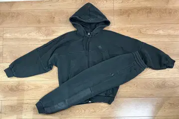 adidas 맨투맨 셋업 속기모 S 사이즈