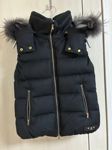 TATRAS LUSERA 다운 자켓 블랙 퍼 02