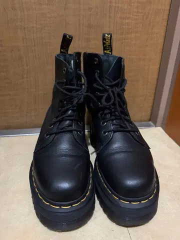 Dr. Martens Jadon III 블랙 6US