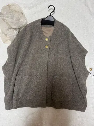 이번 시즌 아우터 투모로우랜드, 두지엠 클라세, 르 쉘 블루, 이에나