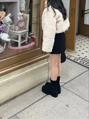 ZARA 보아 아우터