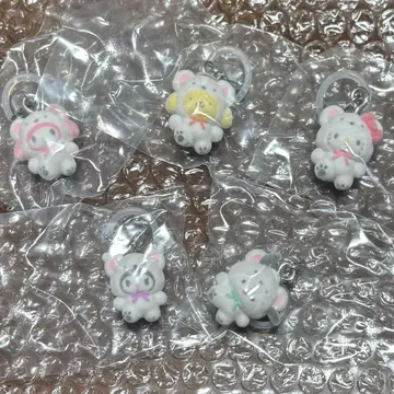 산리오 메지루시 참 후와후와 스노우 키티 쿠로미 포차코 가챠