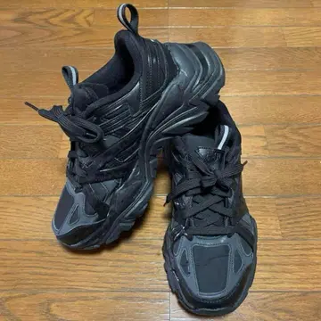 휠라 스니커즈 23cm