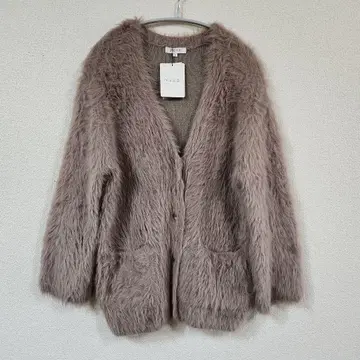 새상품 PLST 페더얀 V넥 가디건 M 사이즈 모헤어풍 퍼풍