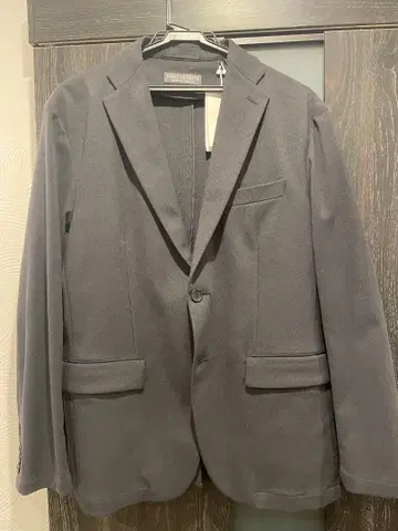 블랙 자켓 beauty &youth