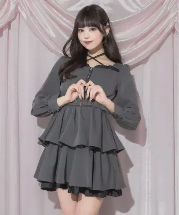 pium 프론트 후크 티어드 미니 원피스