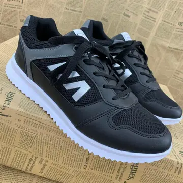 새상품 남성용 24.5cm 통굽 경량 레트로 러닝 스니커즈 블랙 2277