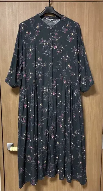 셀프 서비스 스팬 올리브 패턴 원피스 M 사이즈