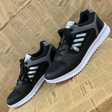 새상품 남성용 25.5cm 통굽 경량 레트로 러닝 스니커즈 블랙 2277