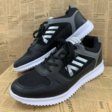 새상품 남성용 26.0cm 통굽 경량 레트로 러닝 스니커즈 블랙 2277