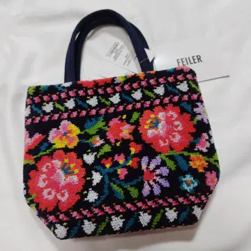 미사용 새상품 러브러리 바이 페이러 치로리안 플라워 토트백 택 포함