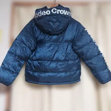 Rodeo Crowns 후드 부착 네이비 점퍼