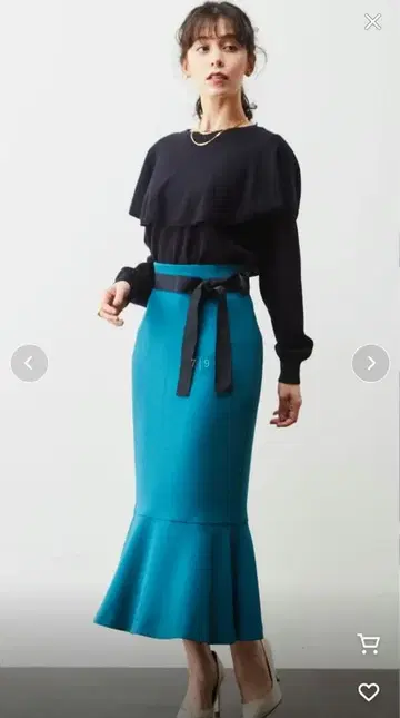 티아라 2way 케이프 니트