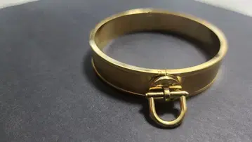 TOMMY HILFIGER 골드 뱅글