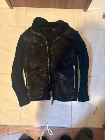 Armani Exchange 코팅 절개 자켓