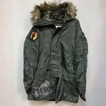 올리브 후드 부착 코트