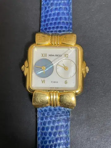 중고 NINA RICCI 니나리치 여성용 손목시계