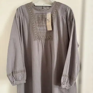 사만사 모스모스 가슴 레이스 원피스 그레이