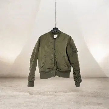 LOWRYS FARM 올리브 MA-1 자켓