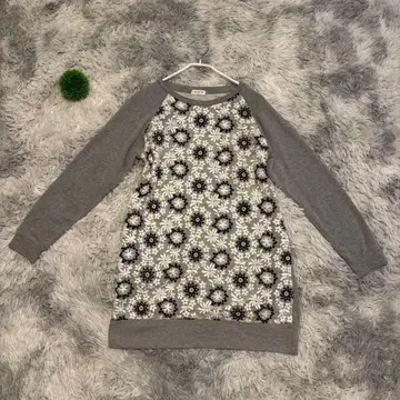 LEPSIM 사이즈 L LEPSIM 꽃무늬 긴팔 상의 M